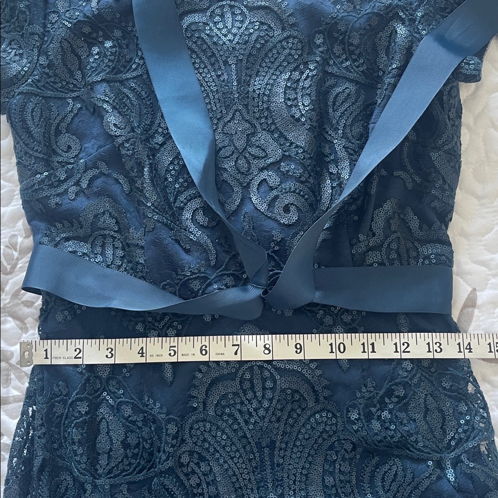 Adrianna Papell “Deep Blue”Damask Sequined Gown with Sash Short Sleeve Size 4 - Picture 8 of 12